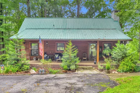 926 White Oak Mountain Rd, Columbus, NC 28722