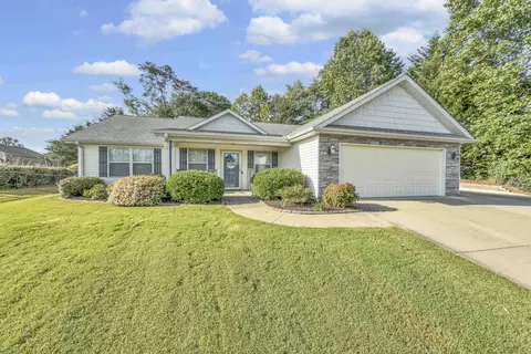 120 Autumn Hill Rd, Greer, SC 29651