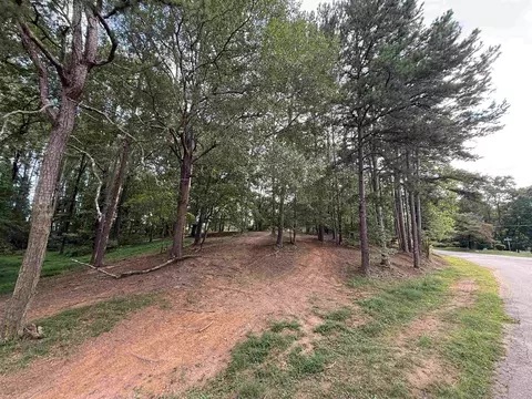 276 Saranac Dr, Spartanburg, SC 29307