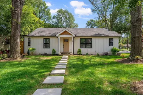 29 Collinson Rd, Greenville, SC 29605