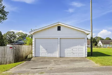 Exterior - 210 Saluda Rd, Moore, SC 29369 photo 7 of 13