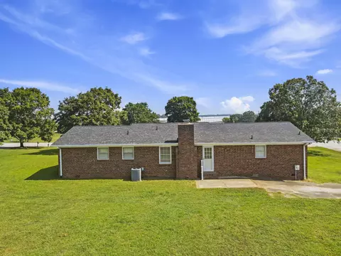 Exterior - 210 Saluda Rd, Moore, SC 29369 photo 12 of 13