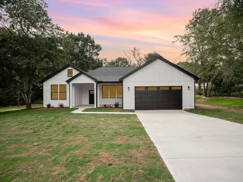 6 Gavin Pl, Taylors, SC 29687