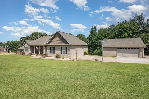 3189 E Gap Creek Rd, Greer, SC 29651