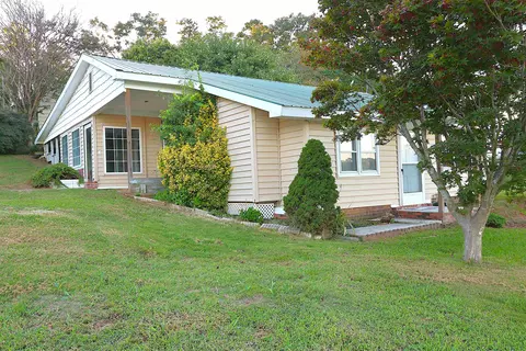1010 Flymm Smith Rd, Waterloo, SC 29384 photo 2