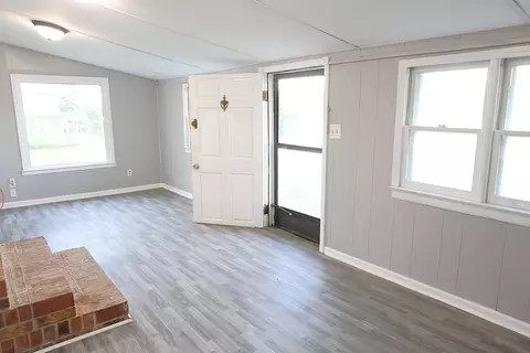 1010 Flymm Smith Rd, Waterloo, SC 29384 photo 7