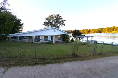 1010 Flymm Smith Rd, Waterloo, SC 29384 photo 4