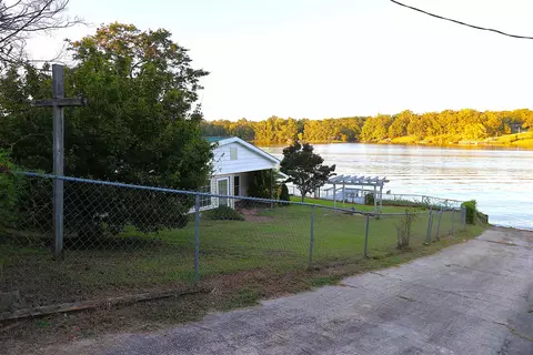 1010 Flymm Smith Rd, Waterloo, SC 29384 photo 5