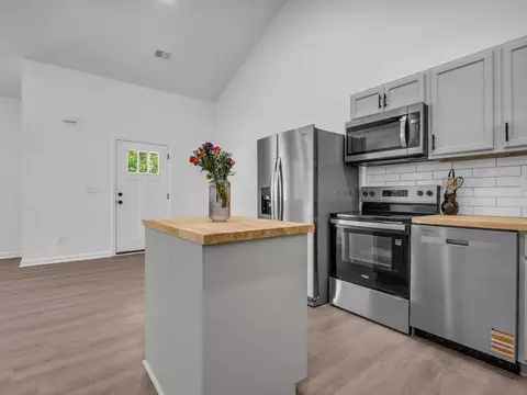 705 Broad St, Gaffney, SC 29341 photo 7