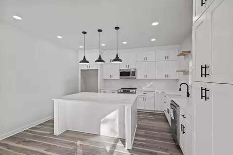 101 Daisy Ln, Easley, SC 29640 photo 10