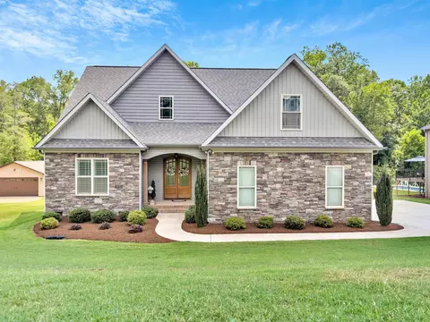 461 Rebel Ridge Rd, Lyman, SC 29365