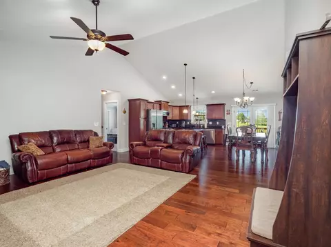 Living - 155 Cothran Rd, Inman, SC 29349 photo 1 of 1
