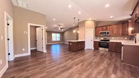 236 Red Hawk Dr, Campobello, SC 29322 photo 8