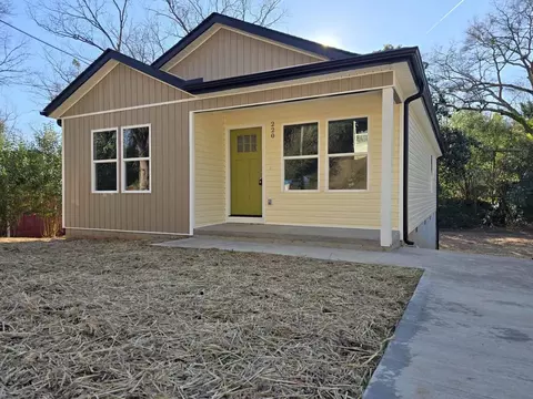 220 Caulder Cir, Spartanburg, SC 29306