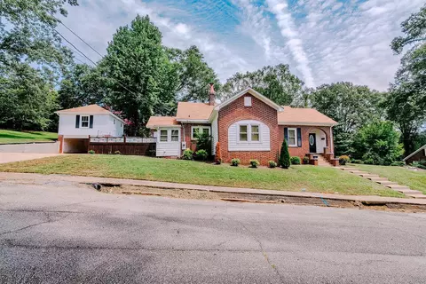 200 Escambia, Gaffney, SC 29340
