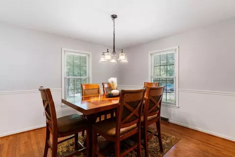 Dining - 307 Glendale Rd, Union, SC 29379 photo 1 of 2