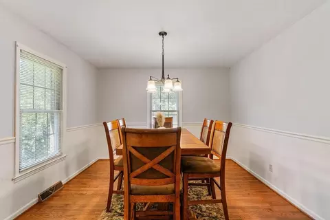 Dining - 307 Glendale Rd, Union, SC 29379 photo 2 of 2