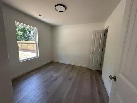 Bedroom - 355 E Floyd Baker Blvd, Gaffney, SC 29340 photo 3 of 3