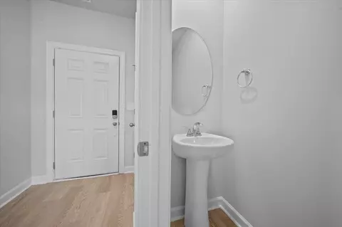 Entry Way - 410 Shortleaf Ln, Pendleton, SC 29670 photo 2 of 8