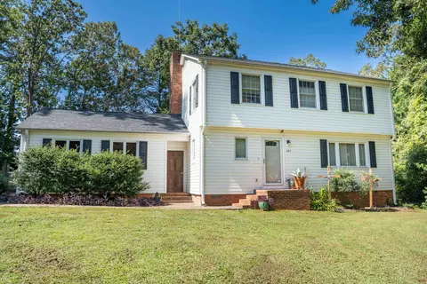 304 Hampshire Ct, Spartanburg, SC 29301