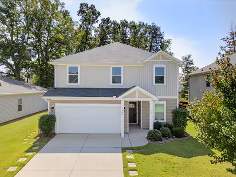 637 Grays Creek Rd, Spartanburg, SC 29303
