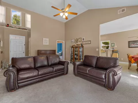 622 Heathrow Ct, Moore, SC 29369 photo 8