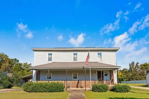 303 N Adair St, Clinton, SC 29325