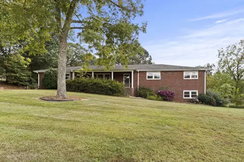 2432 Old Furnace Rd, Boiling Springs, SC 29316