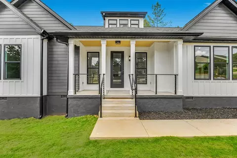 216 Riverbreeze Rd, Greenville, SC 29611