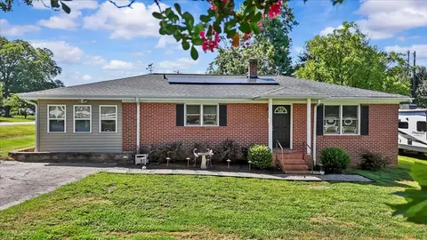 203 Bethany Church Rd, Moore, SC 29369