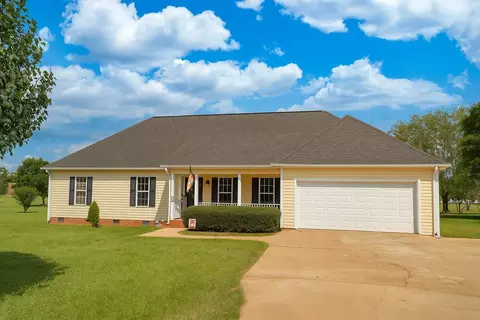 240 Lisa Ct, Boiling Springs, SC 29316