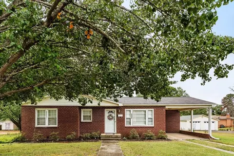 202 Bennett St, Union, SC 29379