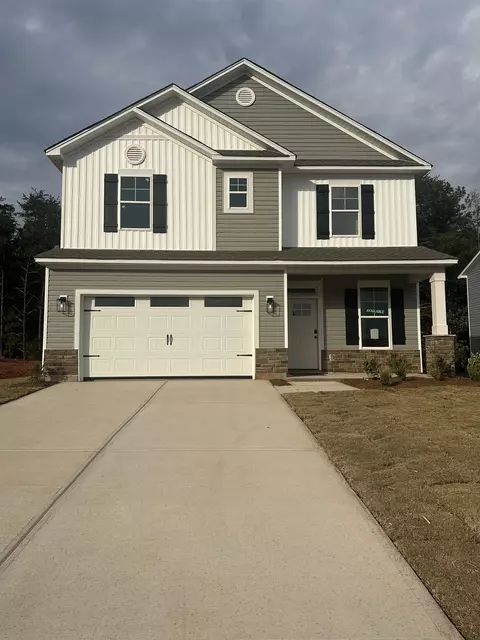 355 E Pyrenees Dr, Wellford, SC 29385
