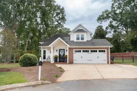 3 Crosland Ct, Lyman, SC 29365
