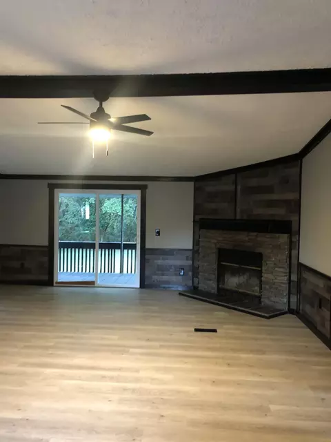 209 Sanders St, Honea Path, SC 29654 photo 9