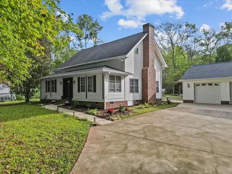 245 Kelli Ct, Pacolet, SC 29372