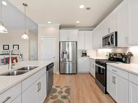 306 Townsend Ave, Greer, SC 29651 photo 13