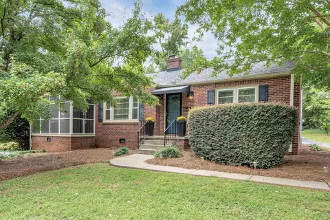 21 Broughton Dr, Greenville, SC 29609