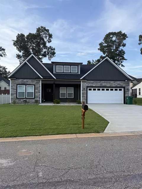 309 Limbwood Ct, Boiling Springs, SC 29316