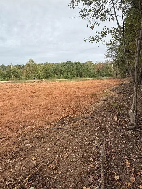 2015 Riddle Rd, Pauline, SC 29374