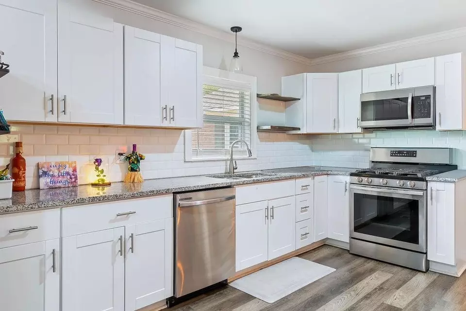 Kitchen - 101 Hidden Hill Rd, Union, SC 29379 photo 2 of 2
