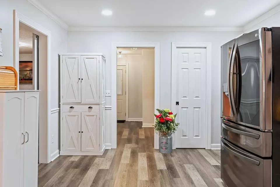 Entry Way - 101 Hidden Hill Rd, Union, SC 29379 photo 3 of 6