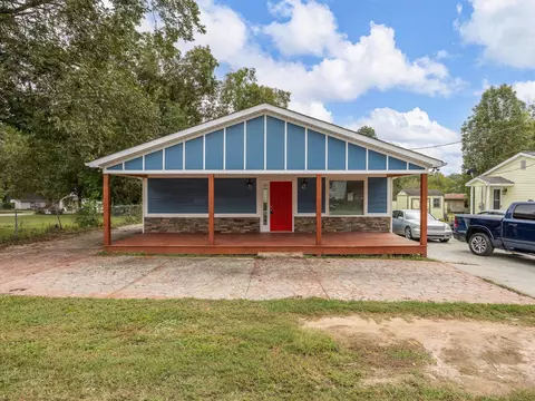 603 W 5th Ave, Easley, SC 29640 photo 1