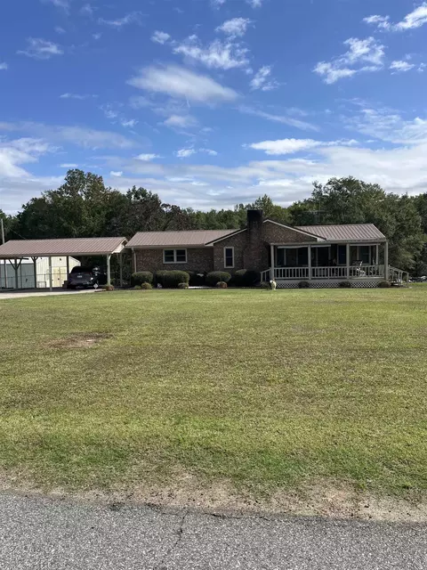 129 Owings Rd, Woodruff, SC 29388