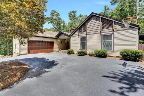 386 Valley View Dr, Woodruff, SC 29388