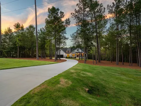 950 Robbins Rd, Chesnee, SC 29323 photo 2