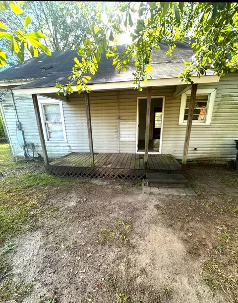 Exterior - 2 Geer St, Greer, SC 29650 photo 3 of 5