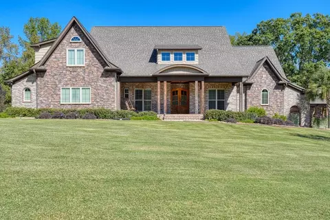 235 Hammett Rd, Wellford, SC 29385