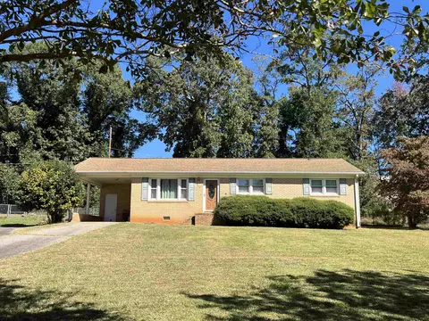 353 Marconi Dr, Spartanburg, SC 29303
