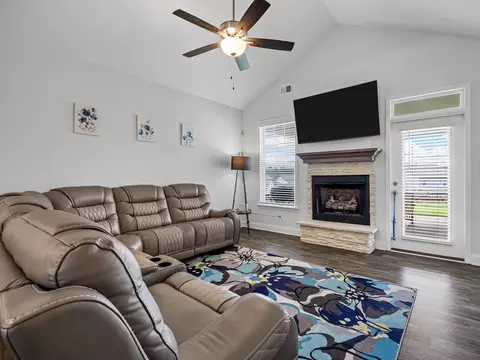 Living - 845 Judah Dr, Moore, SC 29369 photo 1 of 4